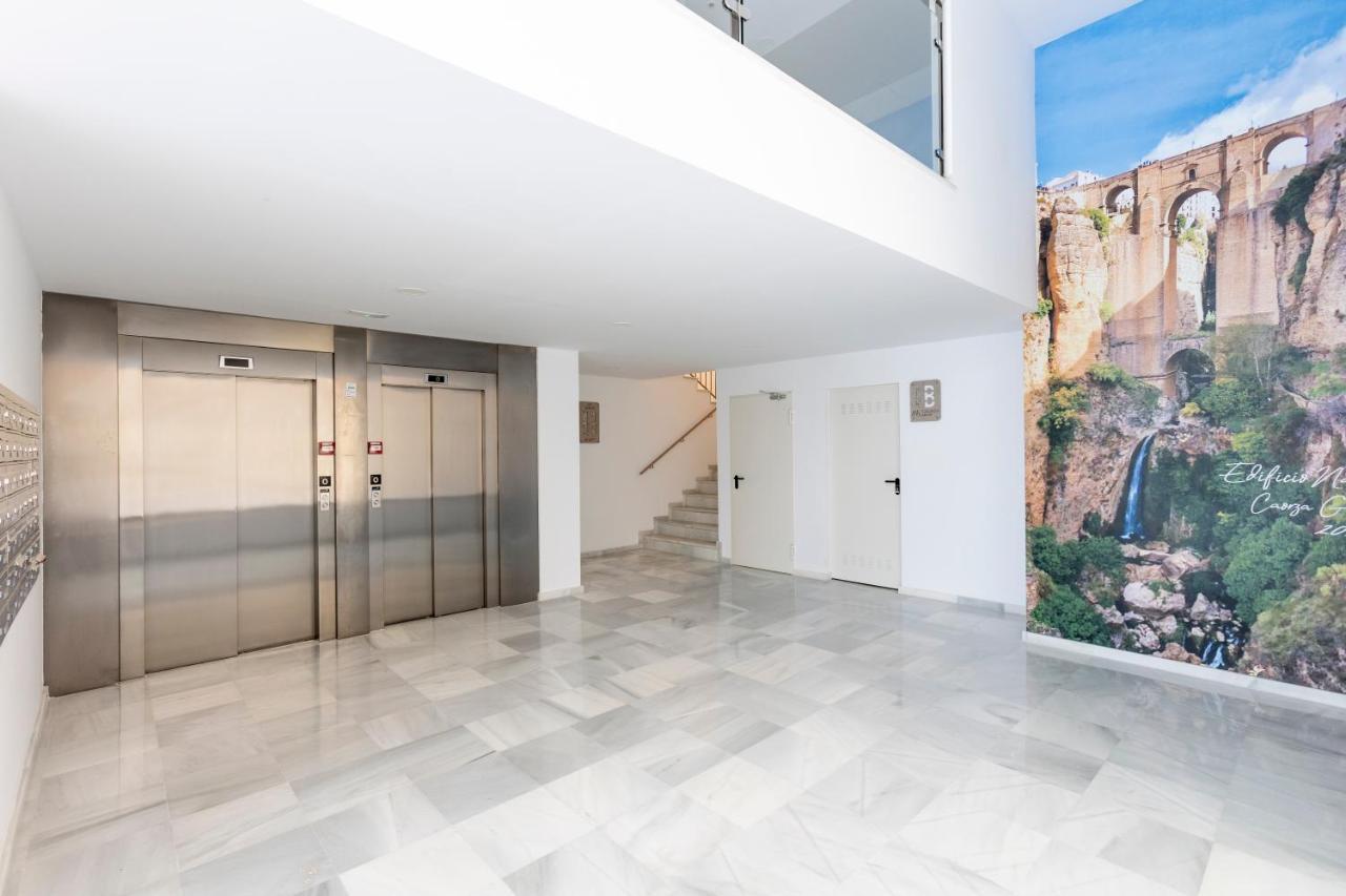 Fabuloso Apartamento Nuevo Con Parking Y Piscina Málaga Extérieur photo