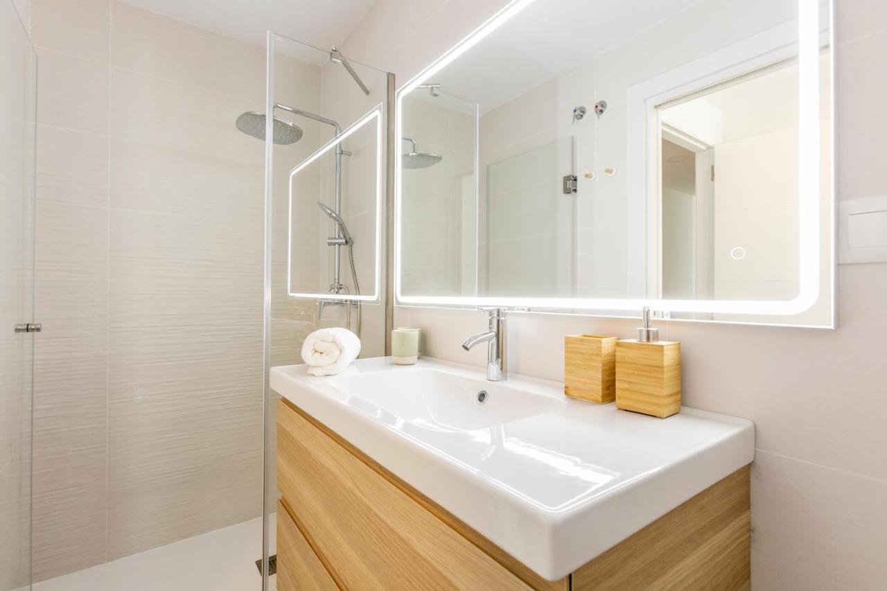 Fabuloso Apartamento Nuevo Con Parking Y Piscina Málaga Extérieur photo